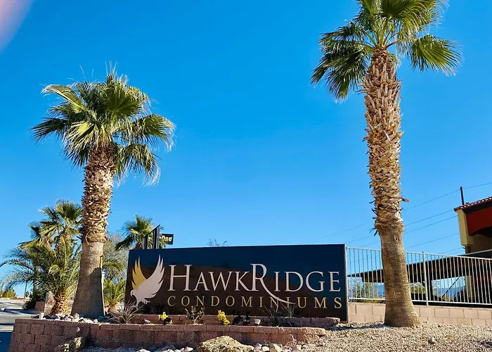Hawk Ridge Two Bedroom Condo By Cool Properties