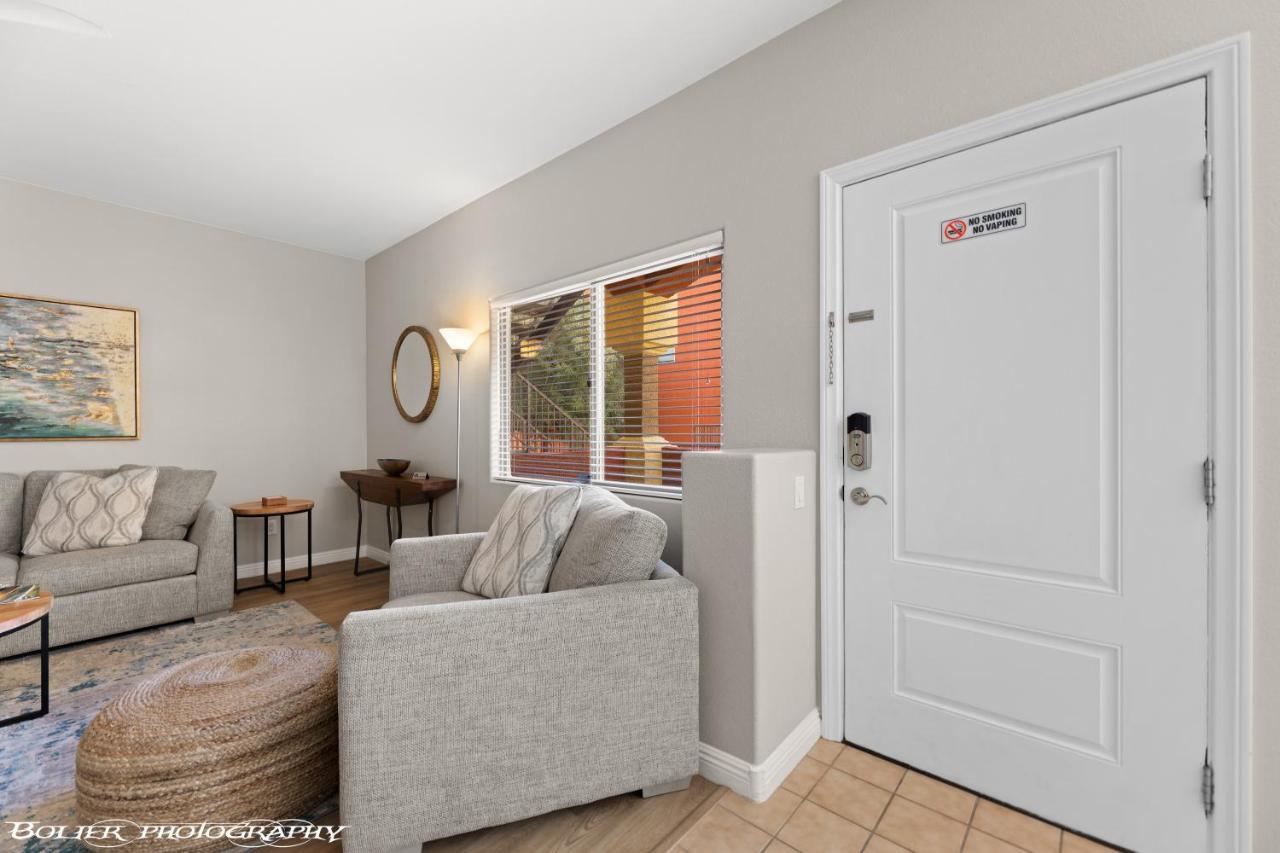 Hawk Ridge Two Bedroom By Cool * Mesquite